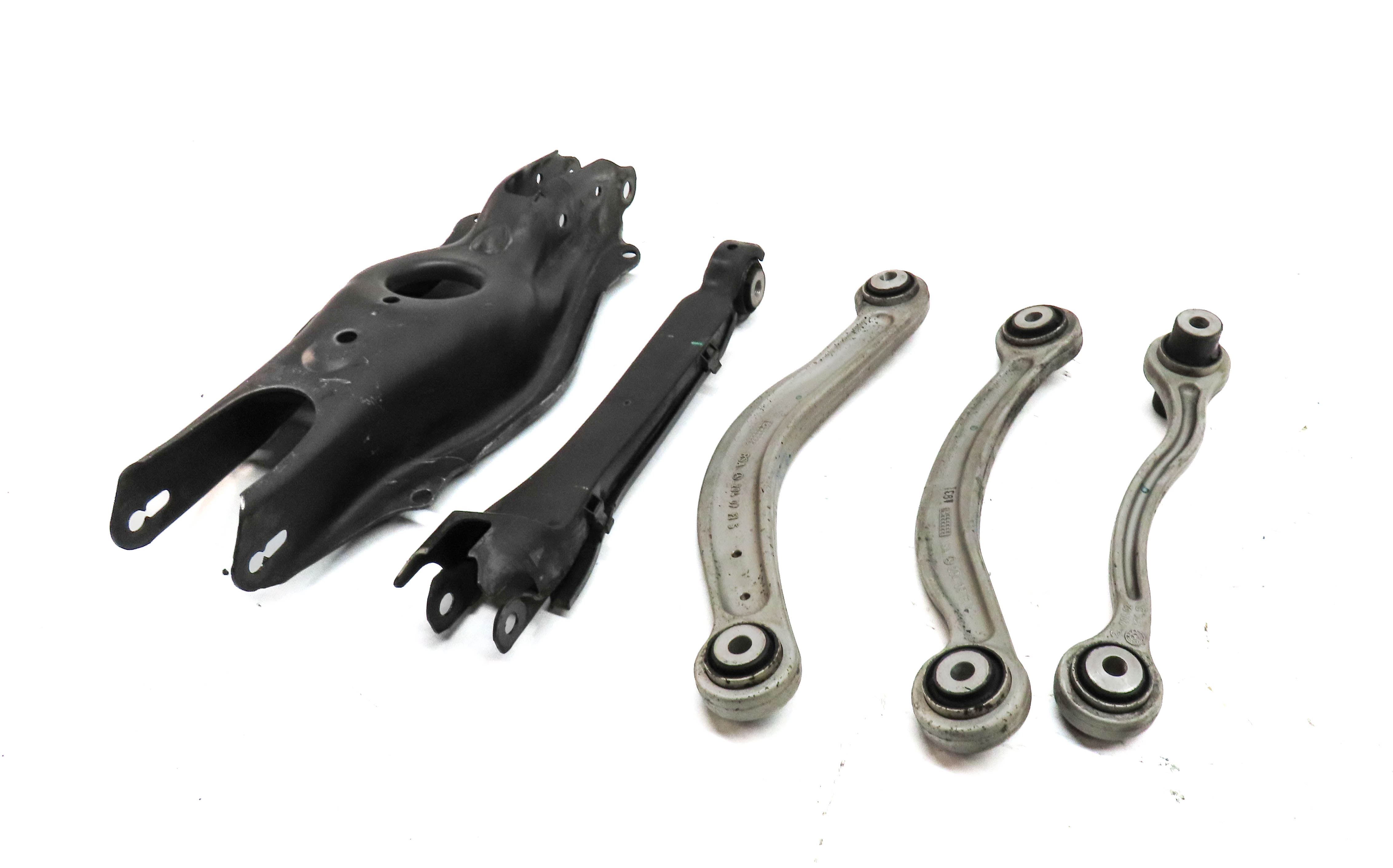 2015 MERCEDES C300 (W205) REAR LEFT DRIVER CONTROL ARM SET/ 5 — exact item pictured
